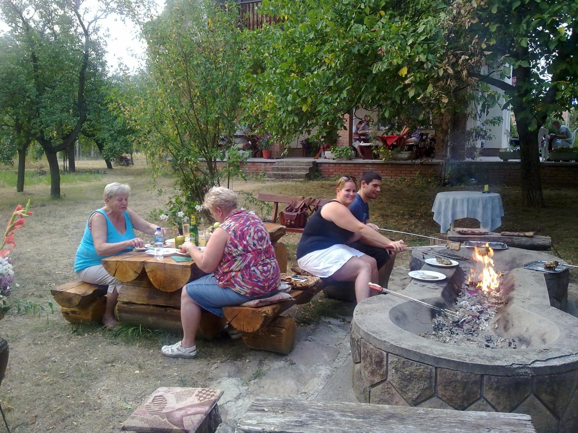 Bed and Breakfast Alabastrom Panzio Es Etterem Bogács Exterior foto