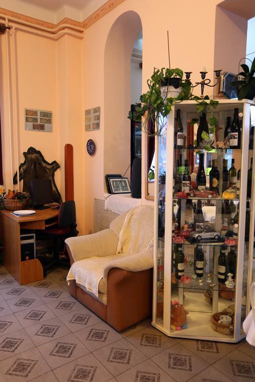 Bed and Breakfast Alabastrom Panzio Es Etterem Bogács Exterior foto