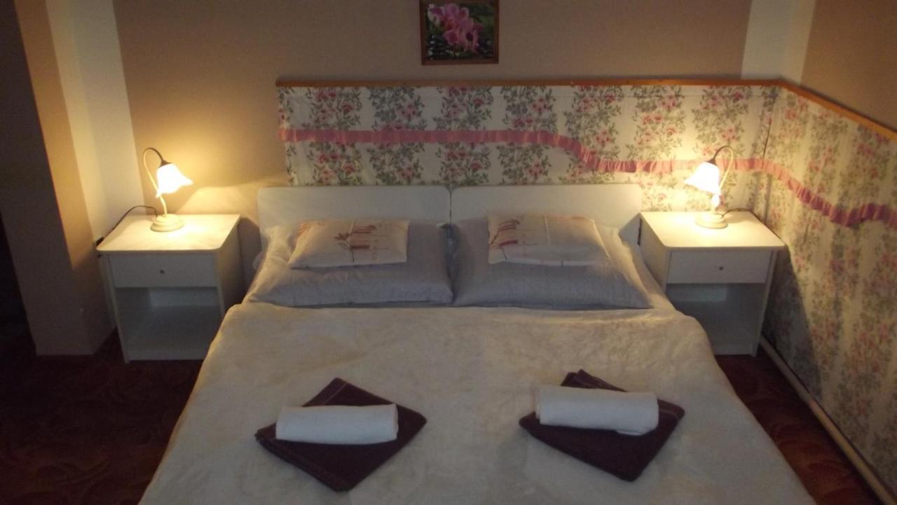 Bed and Breakfast Alabastrom Panzio Es Etterem Bogács Exterior foto